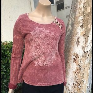 The Clas-Sic long sleeve tee